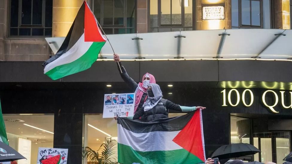 Israel-Gaza war: Glasgow protestors march for immediate ceasefire