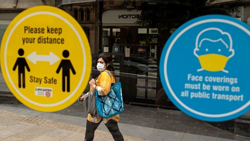 UK coronavirus infections may be 'stabilising'