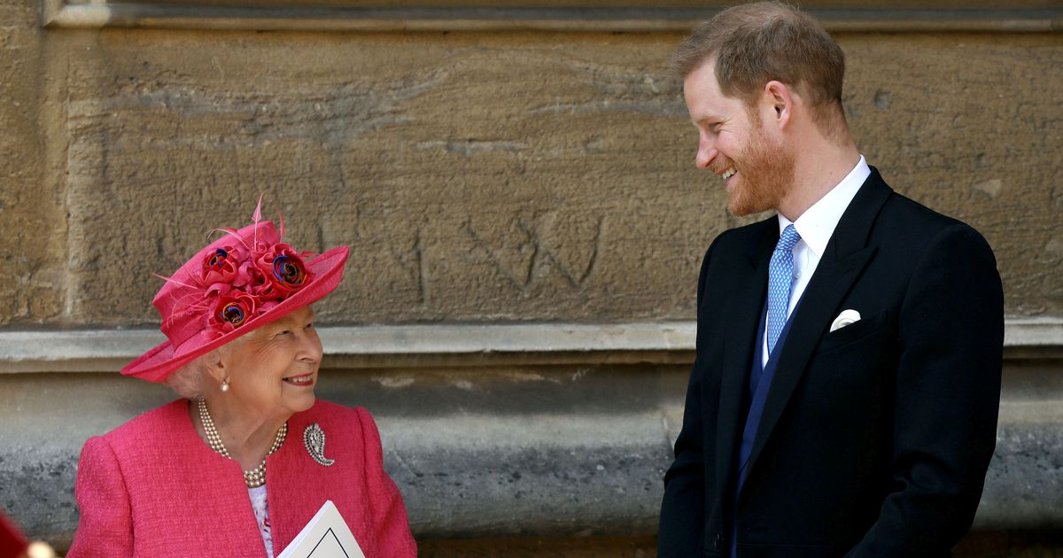 Queen 'knows things will come right in end' despite Harry and William tension