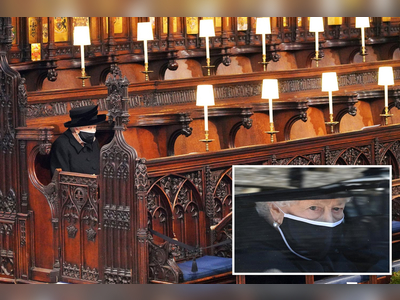 Heartbreaking pic of Queen at Phil's funeral sparks calls to ease Covid rules