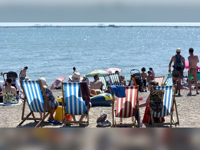 Britain to be warmer than Brazil as Azores air plume sparks 28C heatwave