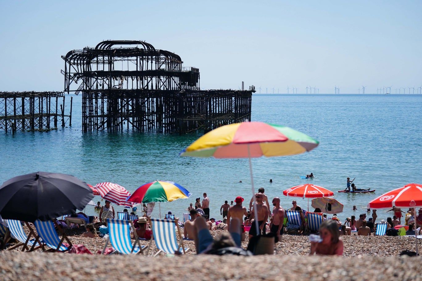 August set for baking hot month as heatwave reaches 30C