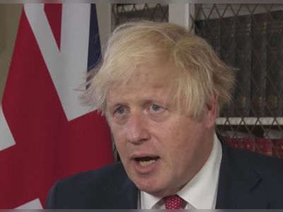 Afghanistan: Boris Johnson says he has full confidence in Dominic Raab