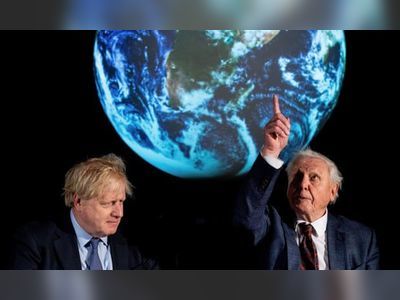 Boris Johnson ‘missing in action’ ahead of vital climate talks, says Keir Starmer