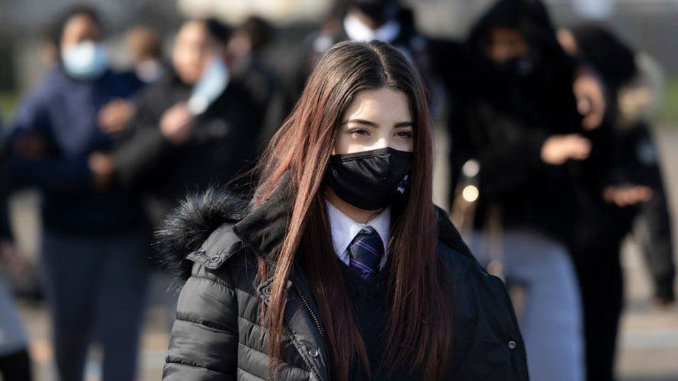 Covid in Scotland: Face mask rules to remain in Scottish schools