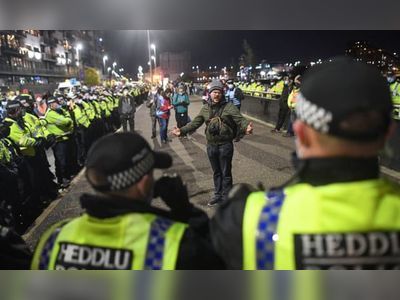 Cop26 protesters urge Sturgeon to act over ‘intimidating’ policing