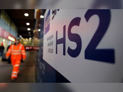 Senior Tory says Shapps privately assured him £3bn HS2 branch will be scrapped