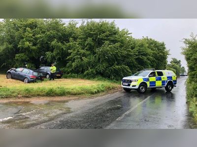 Roads chaos as hundreds flock to illegal rave in Cornwall
